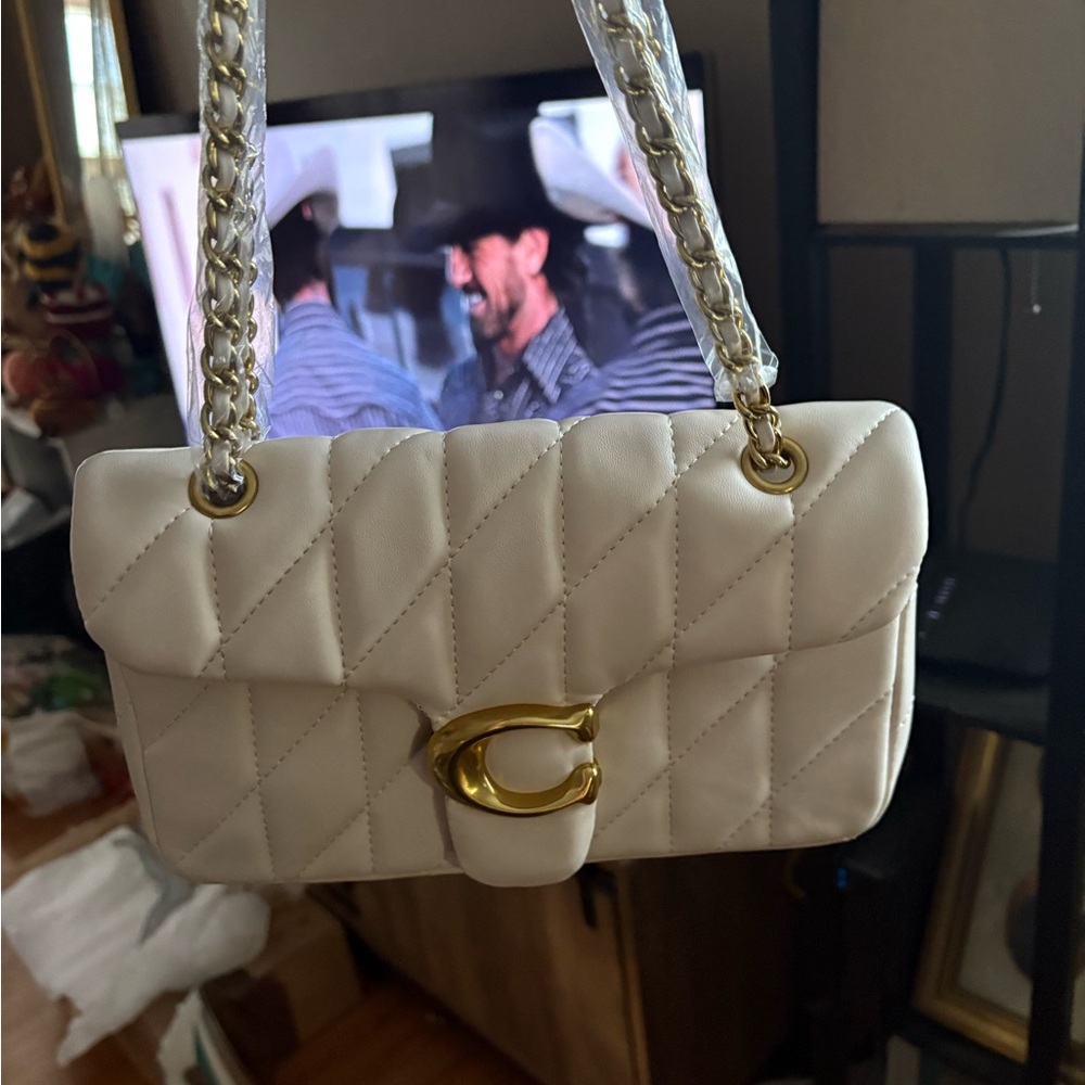 C Cream Quilted Shoulder Bag with Gold Accents